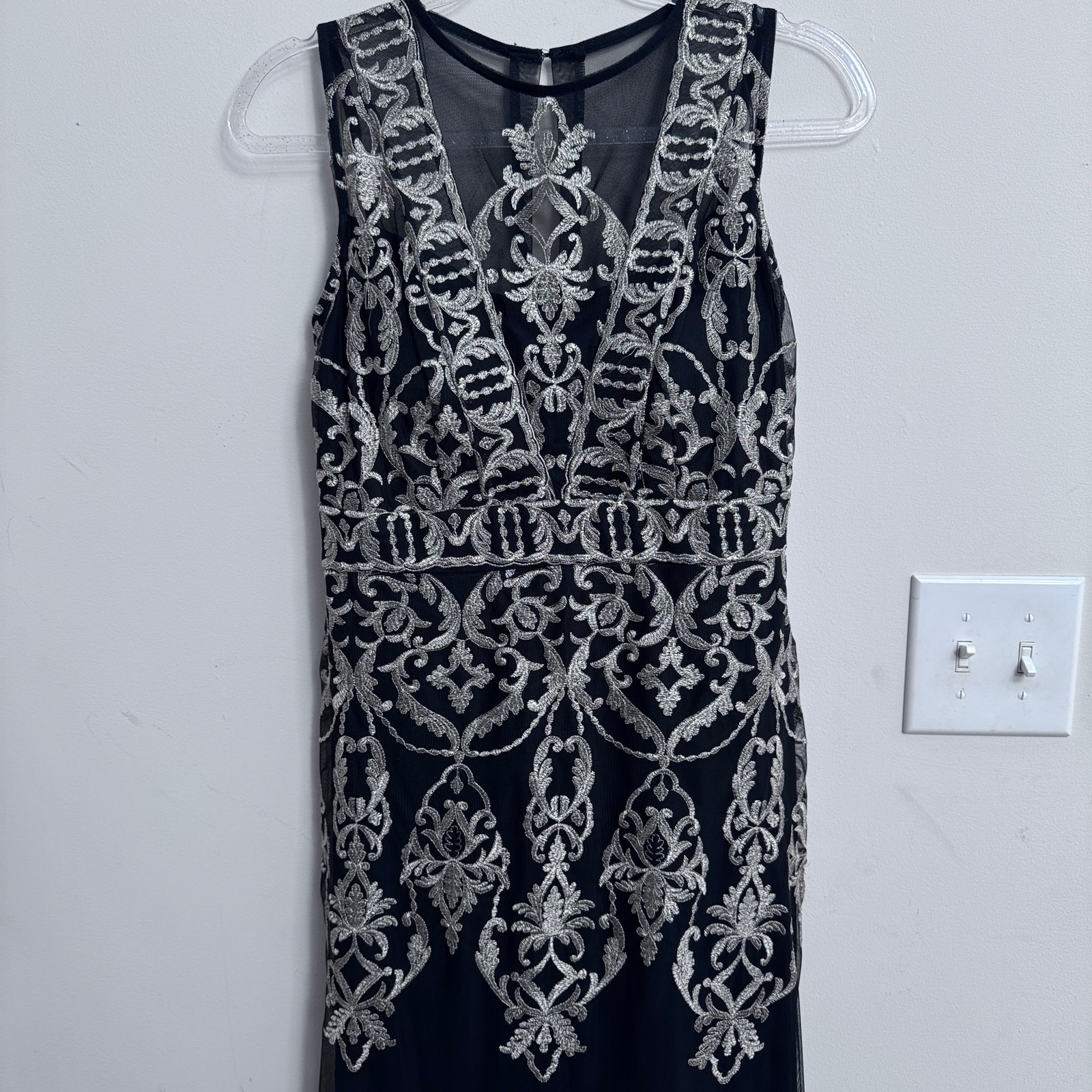 R&M Richards Womens' 6 Gold Embroidered Mesh Overlay Formal Dress